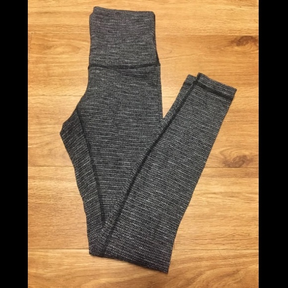 lululemon athletica Pants - (🤩2HR SALE!) Lululemon Wunder Under Tights